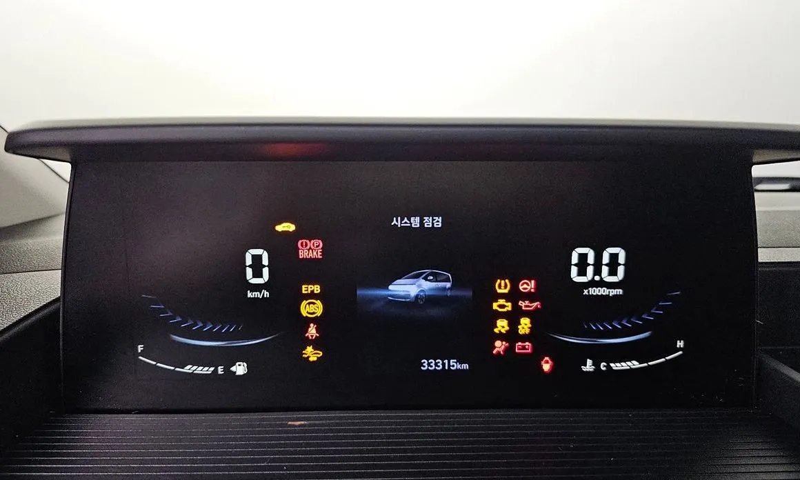 Hyundai Staria — фото 2
