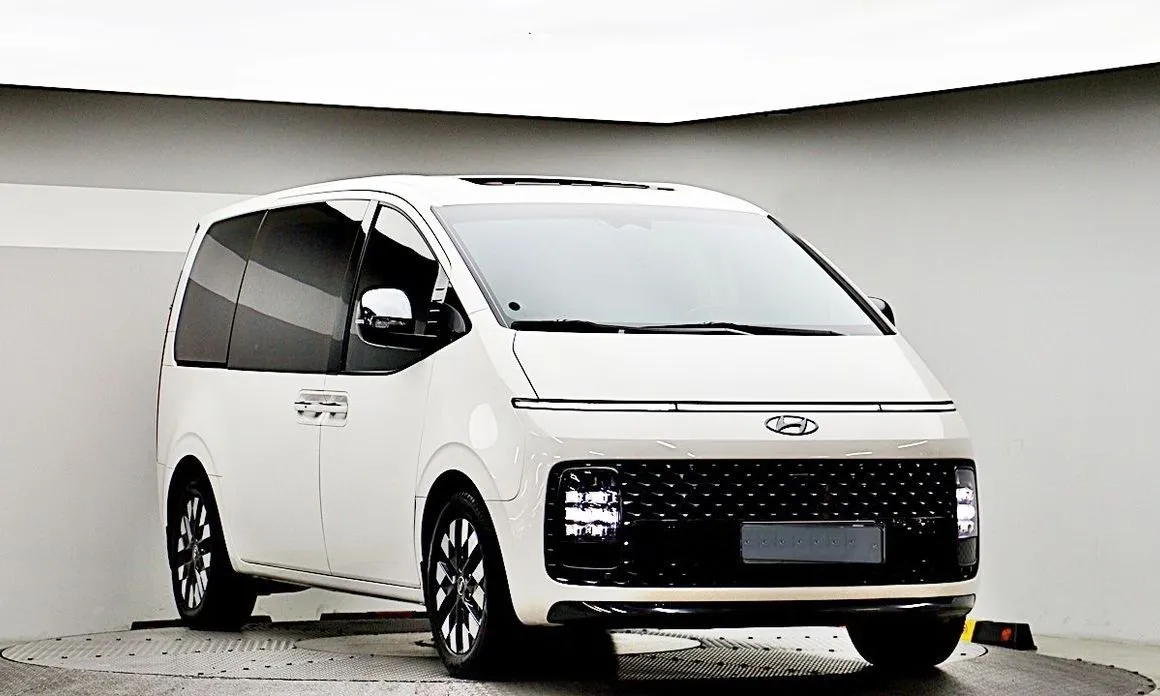 Hyundai Staria — фото 8