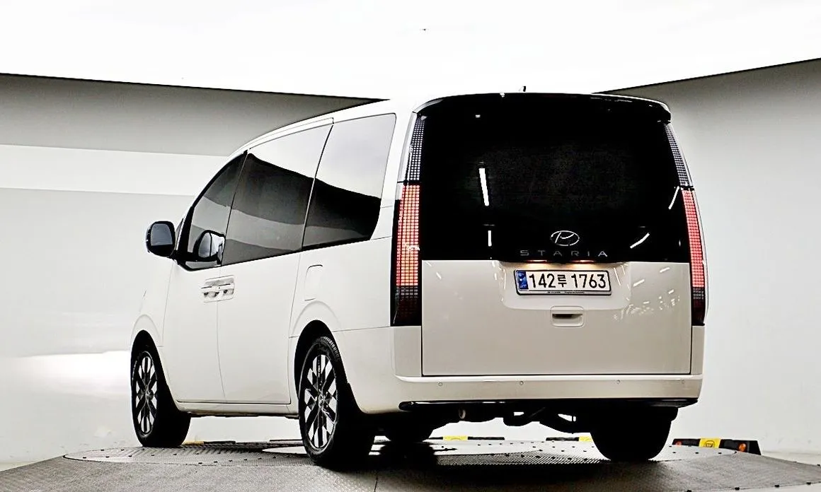 Hyundai Staria — фото 6