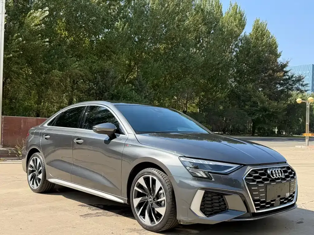 Audi A3 — фото 2