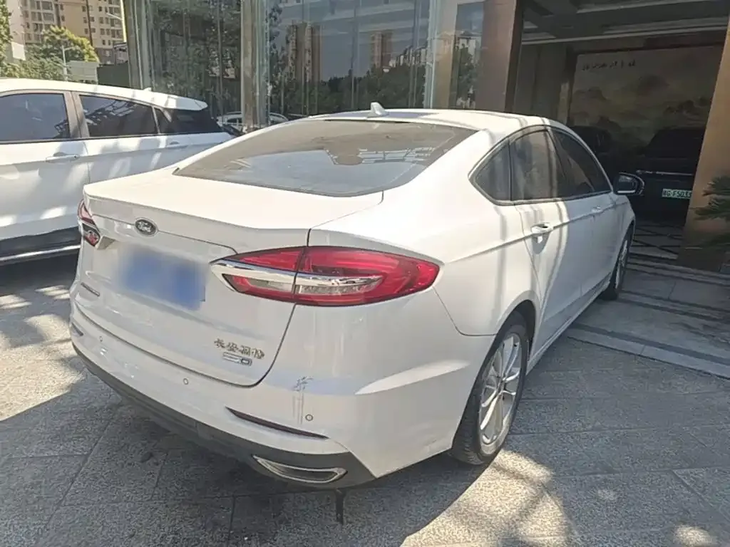 Ford Mondeo — фото 2