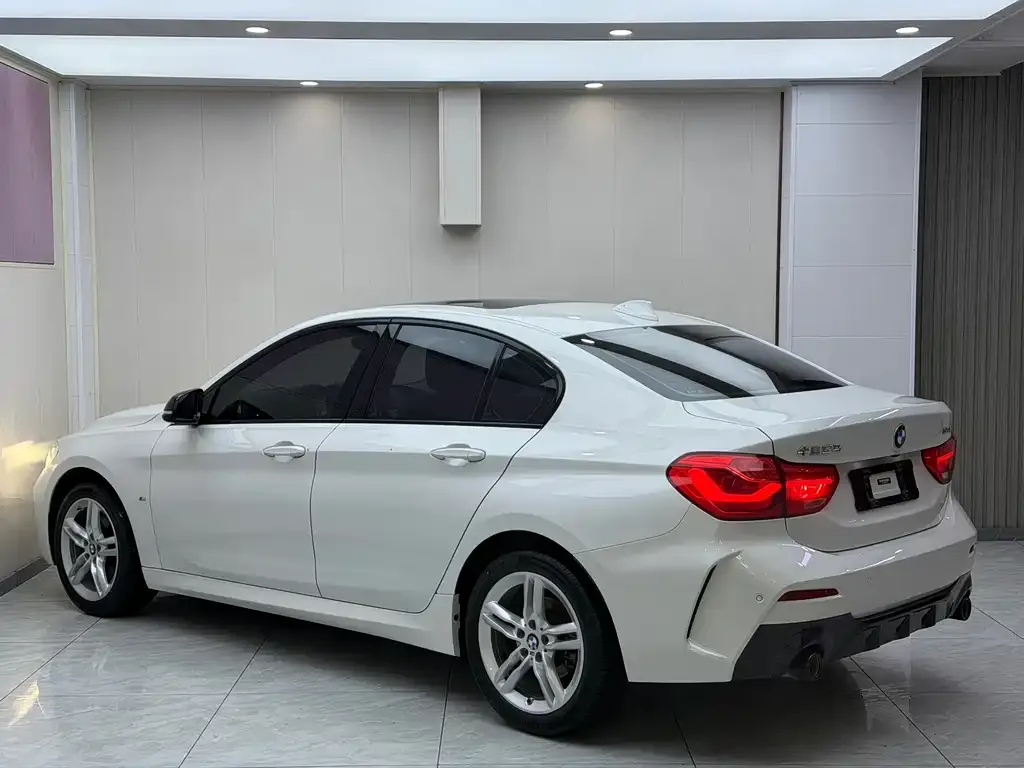 BMW 1 Series — фото 3