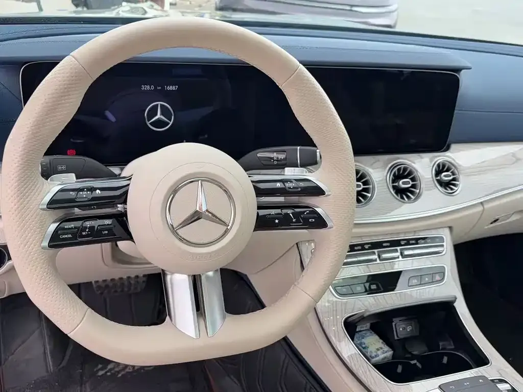 Mercedes-Benz E-Class (Import) — фото 3