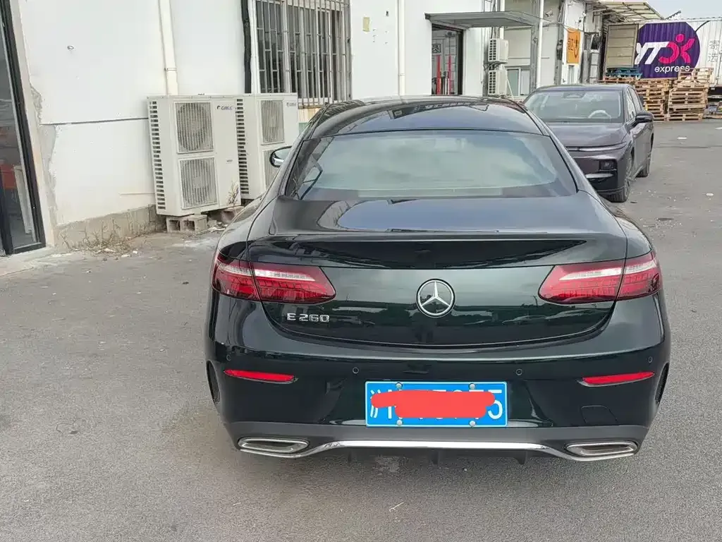 Mercedes-Benz E-Class (Import) — фото 7