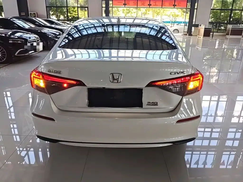 Honda Civic — фото 9