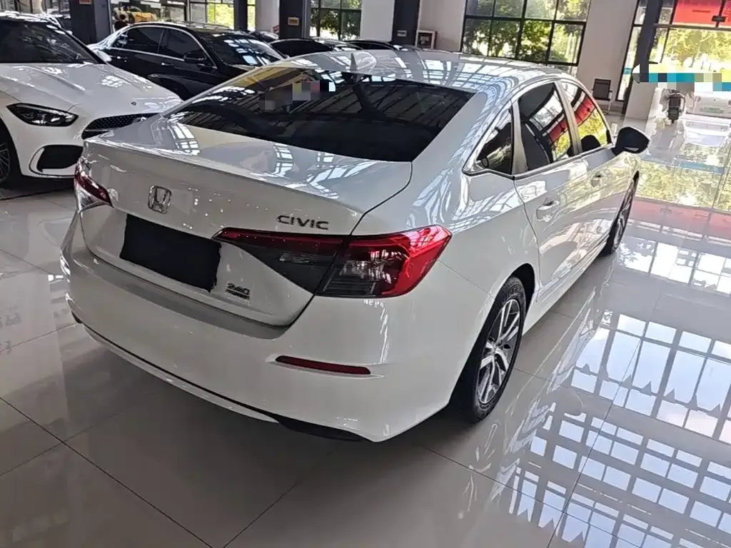 Honda Civic — фото 4