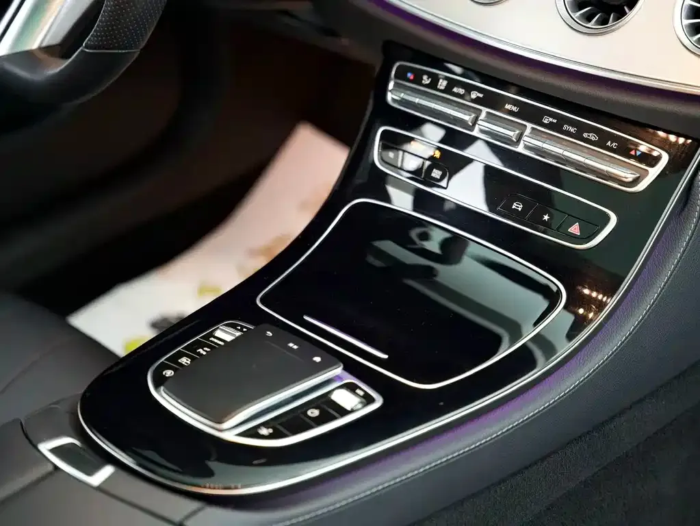 Mercedes-Benz E-Class (Import) — фото 8