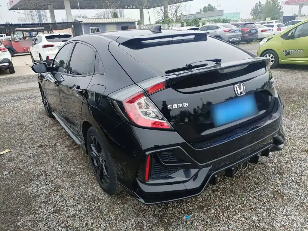 Honda Civic — фото 10