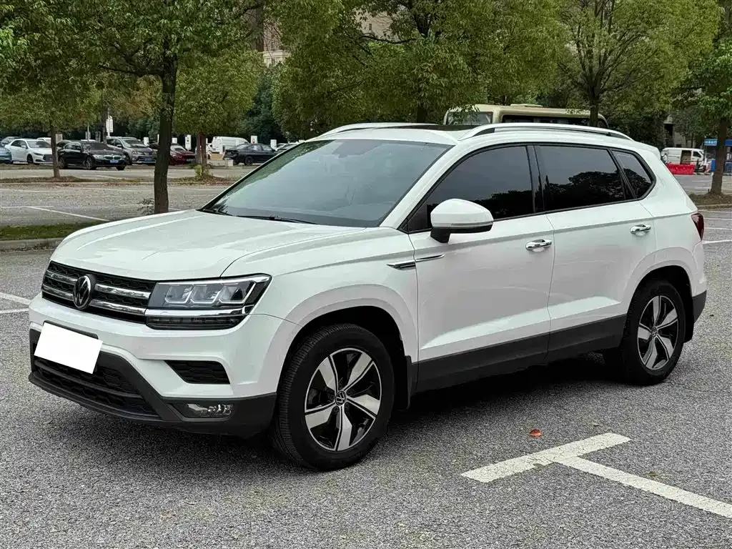 Volkswagen Tharu — фото 6