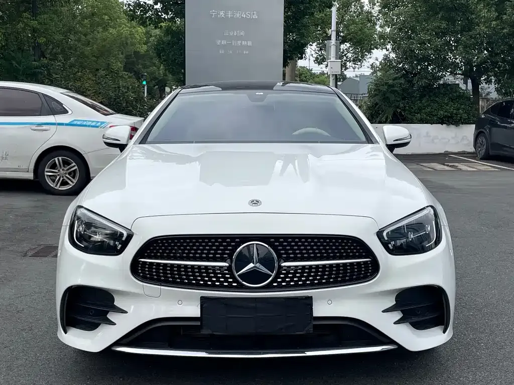 Mercedes-Benz E-Class (Import) — фото 10