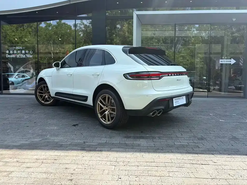 Porsche Macan — фото 5