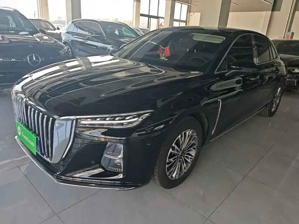 Hongqi H5 — фото 1