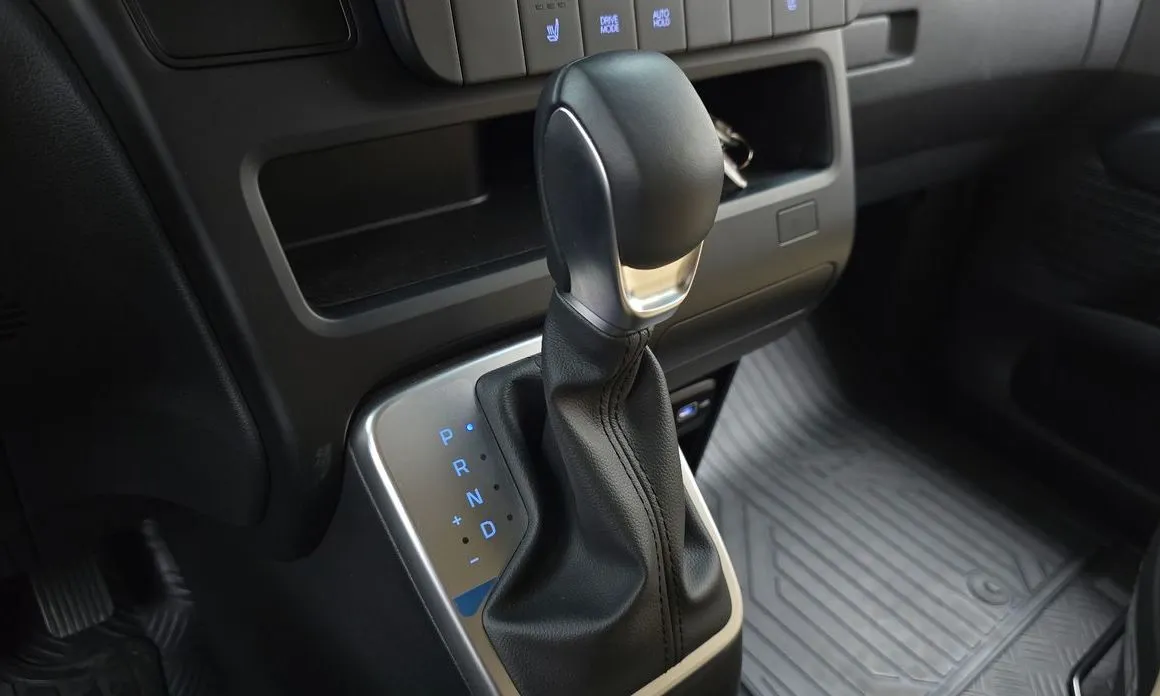 Hyundai Staria — фото 4