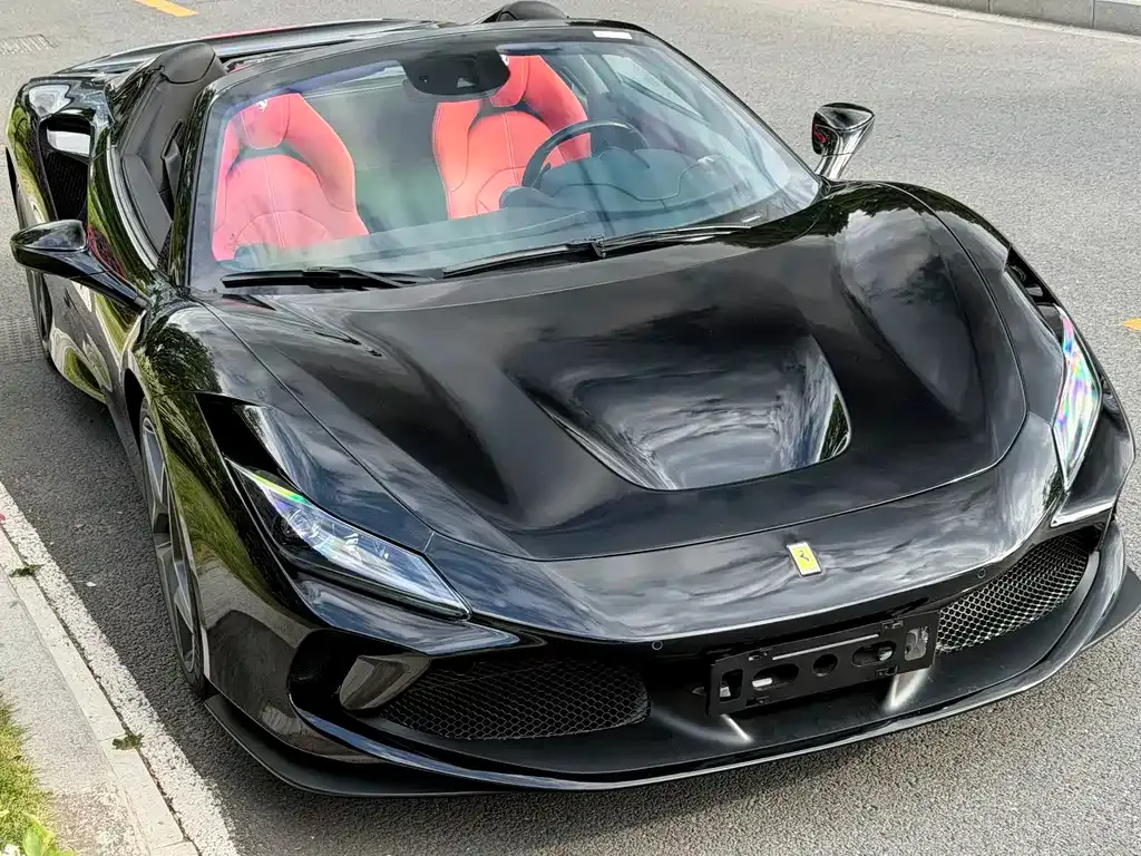 Ferrari F8 — фото 9