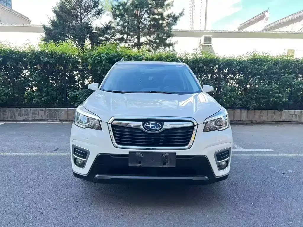 Subaru Forester — фото 4