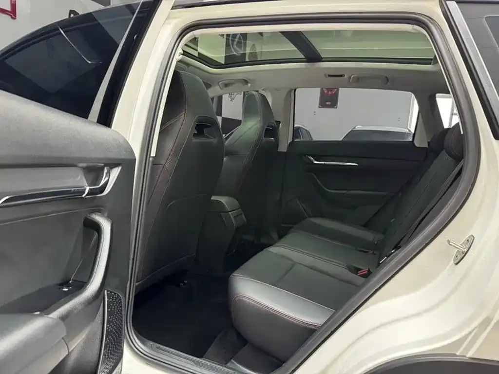 Skoda Kamiq — фото 3