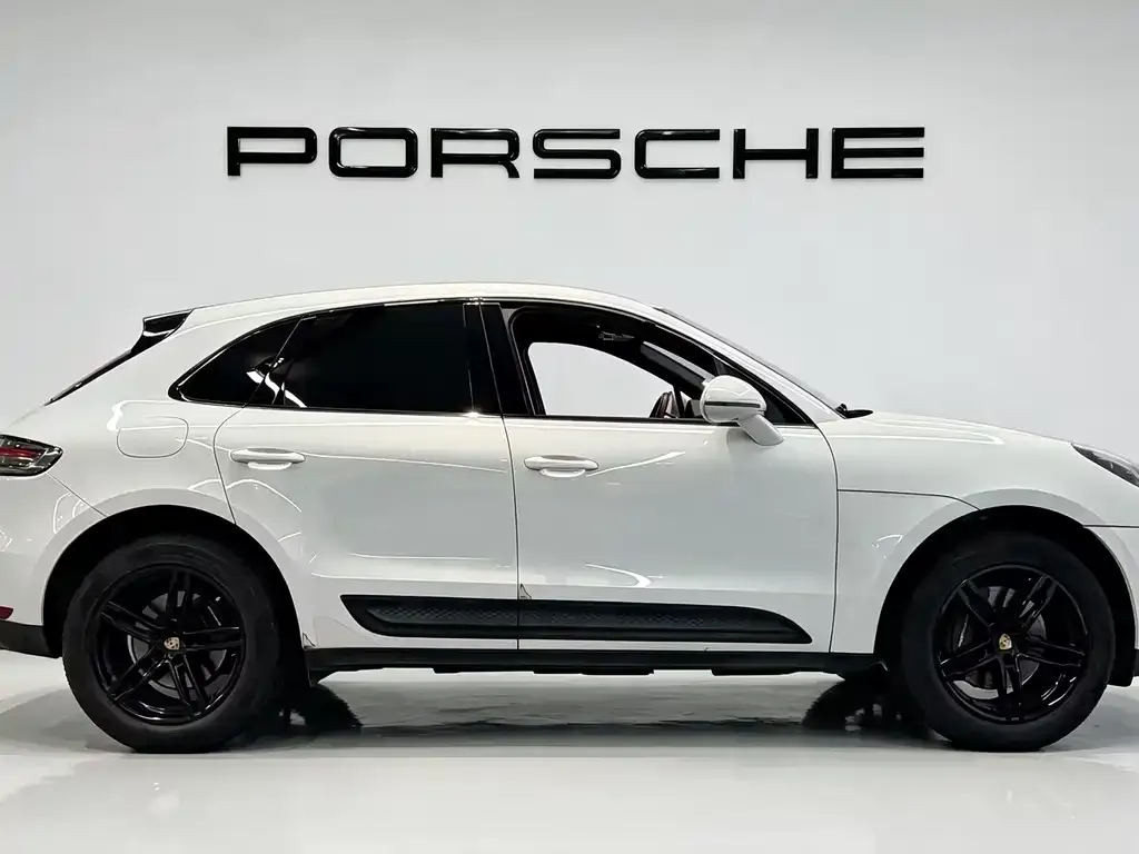 Porsche Macan — фото 8