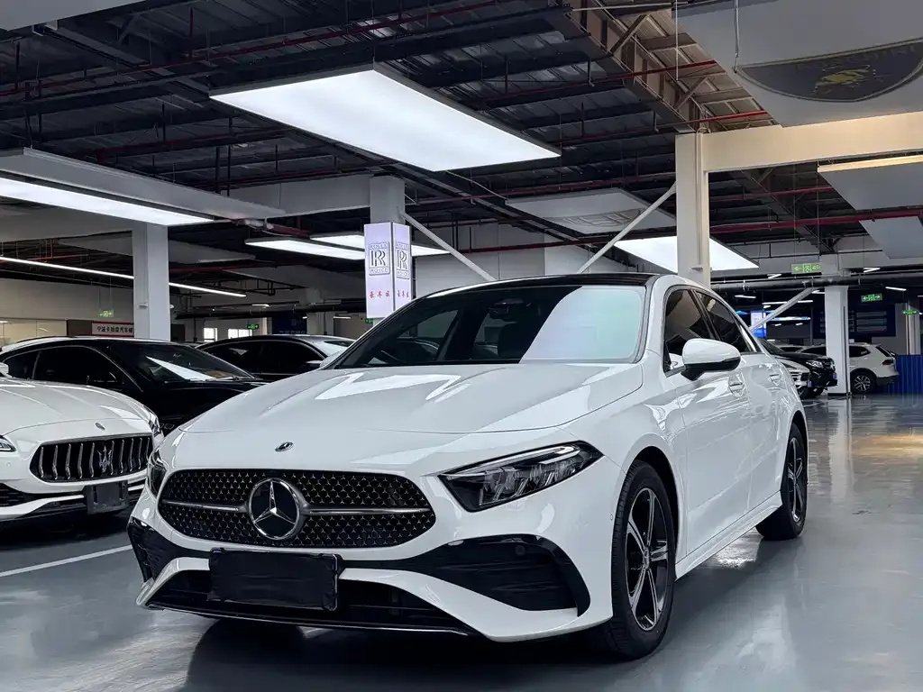 Mercedes-Benz A-Class — фото 1