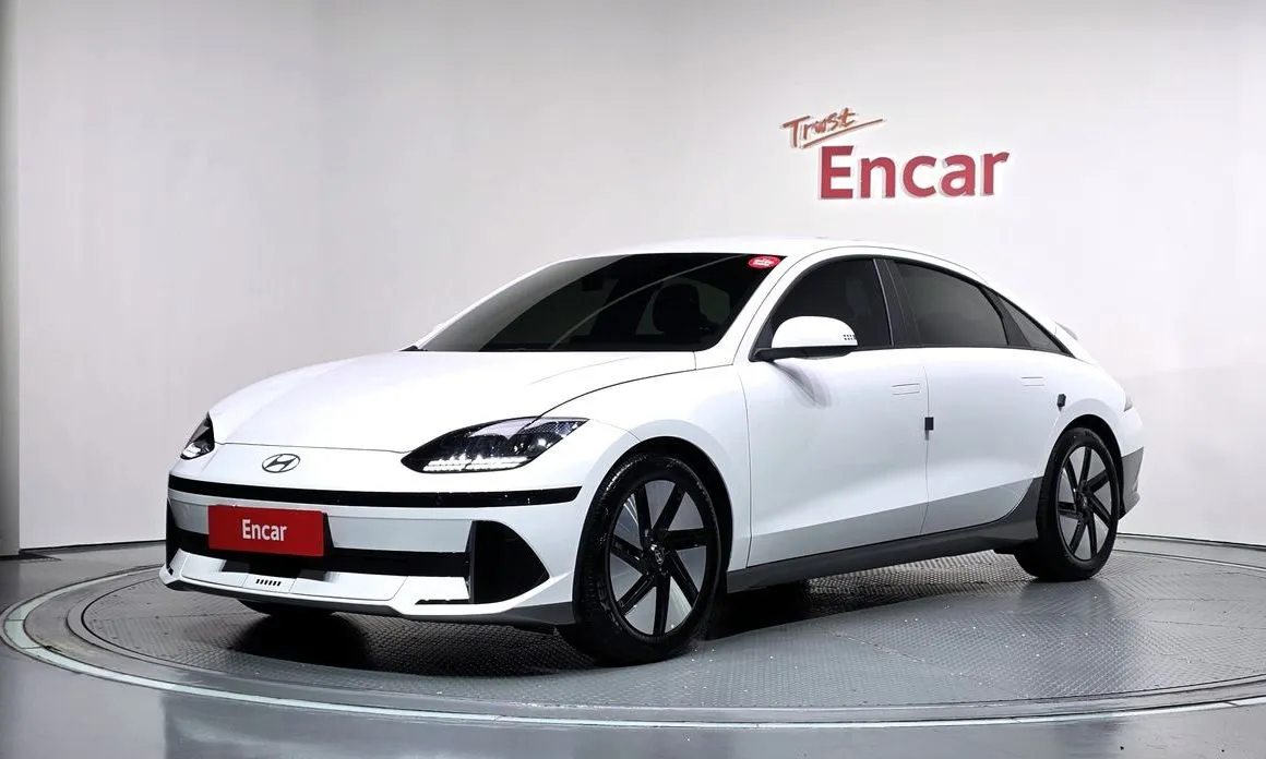 Hyundai Ioniq6 — фото 1