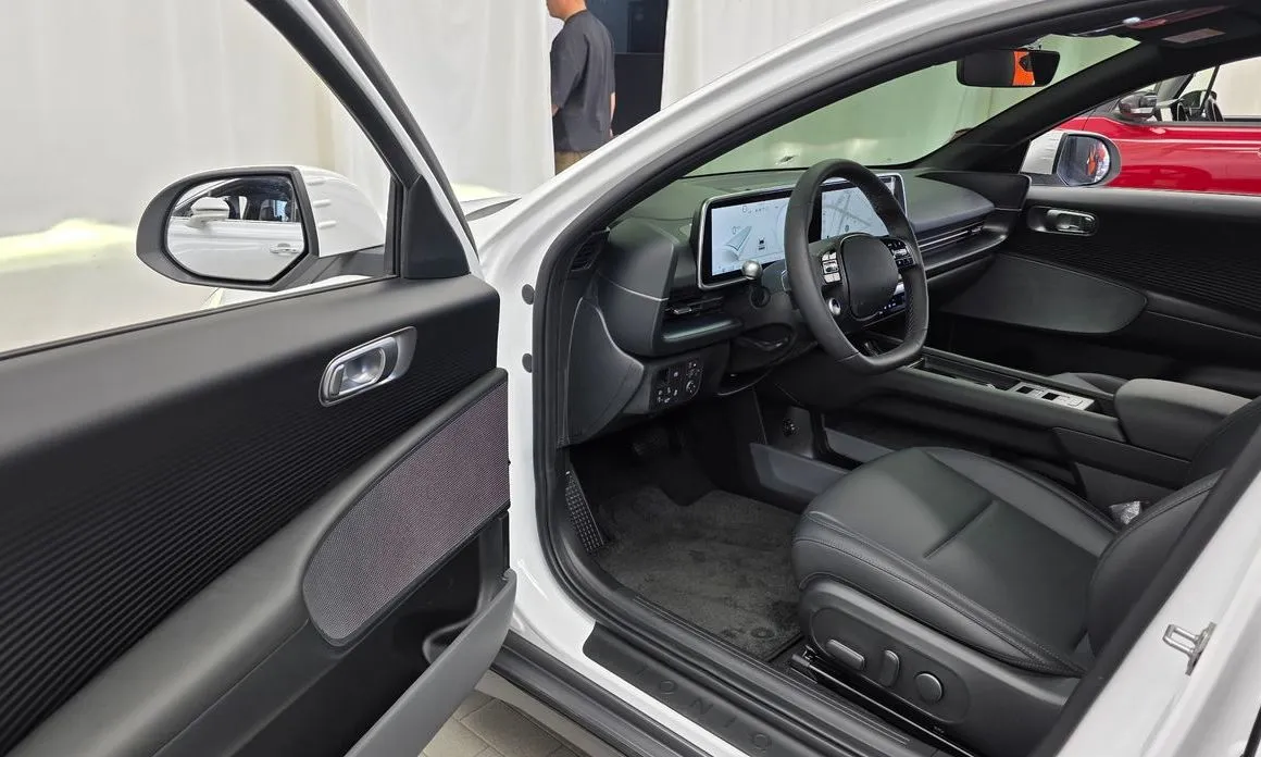 Hyundai Ioniq6 — фото 8