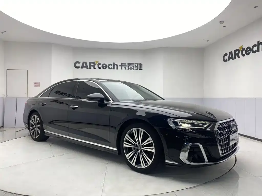 Audi A8 — фото 5