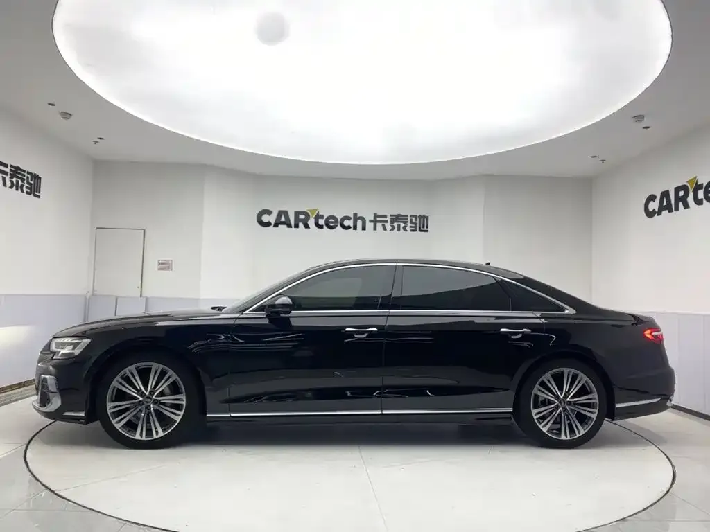 Audi A8 — фото 9