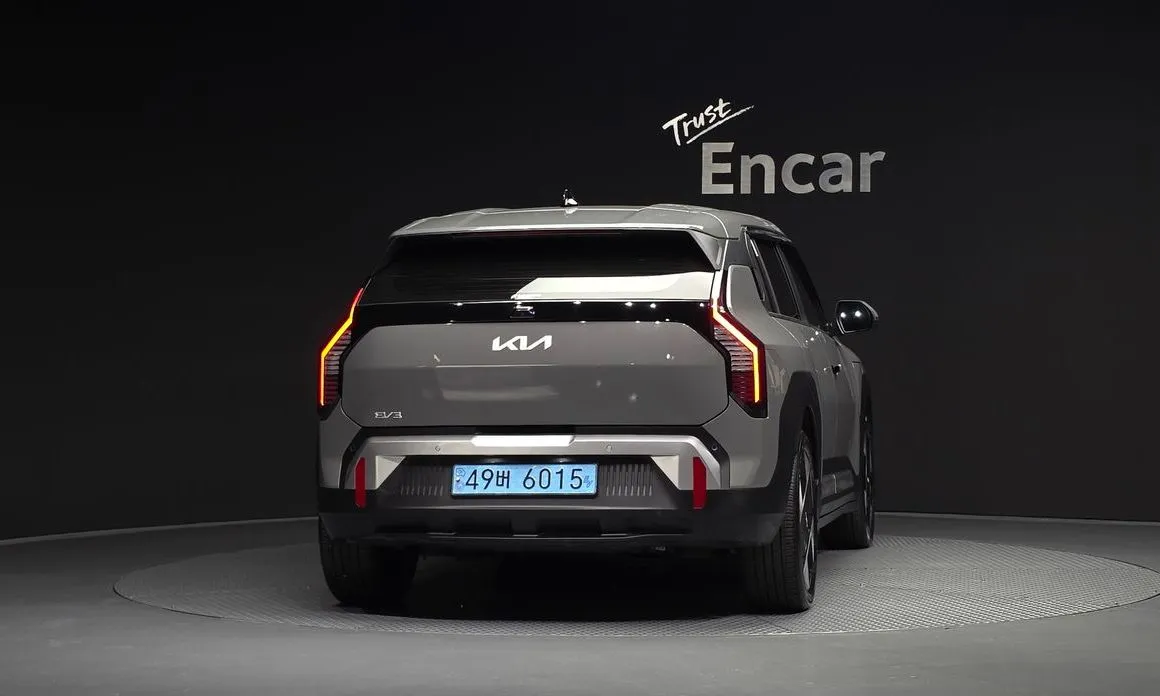 Kia EV3 — фото 3