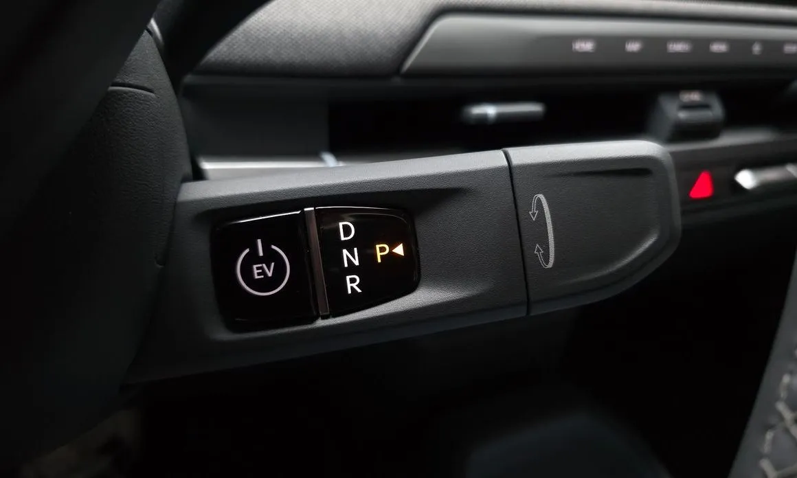 Kia EV3 — фото 4