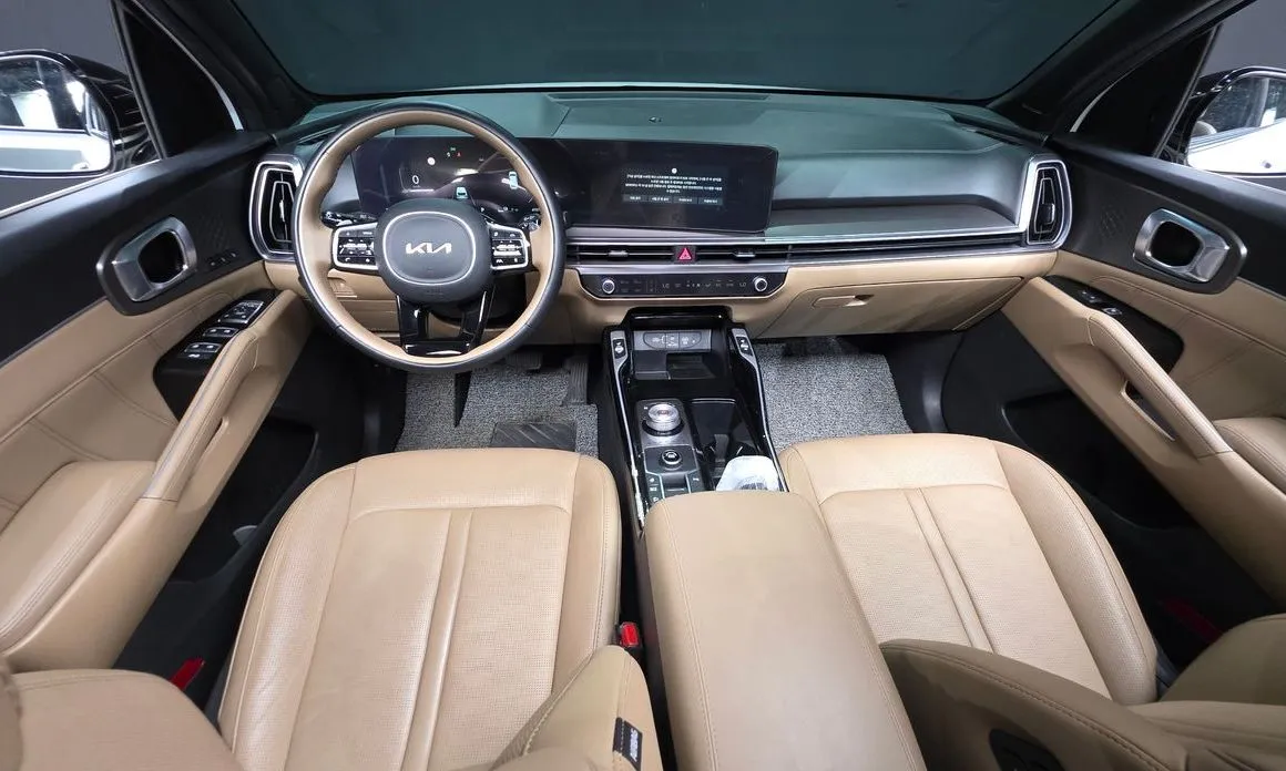 Kia Sorento — фото 8