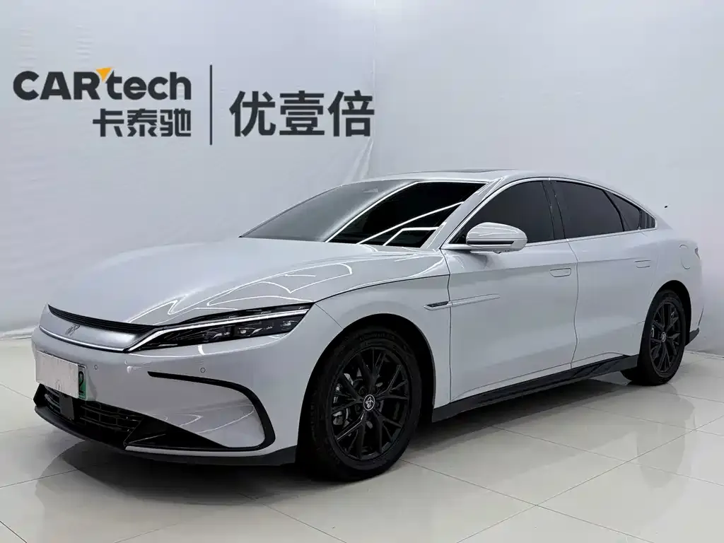 BYD Han — фото 1