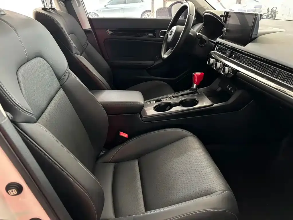 Honda Civic — фото 4