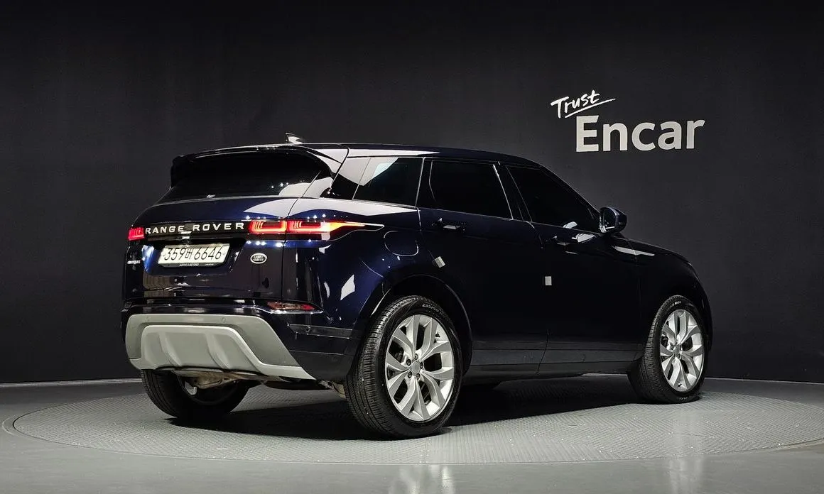 Land Rover Range Rover Evoque — фото 6