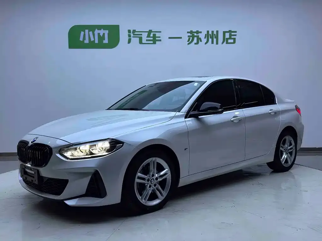 BMW 1 Series — фото 1