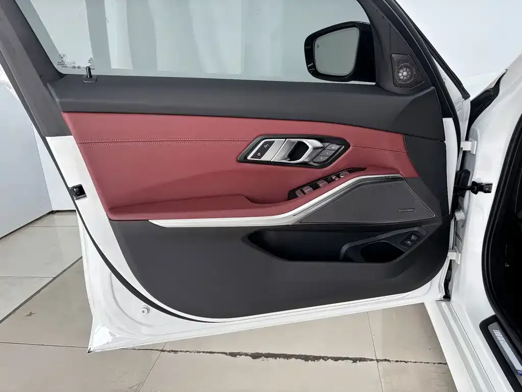 BMW 3 Series — фото 10