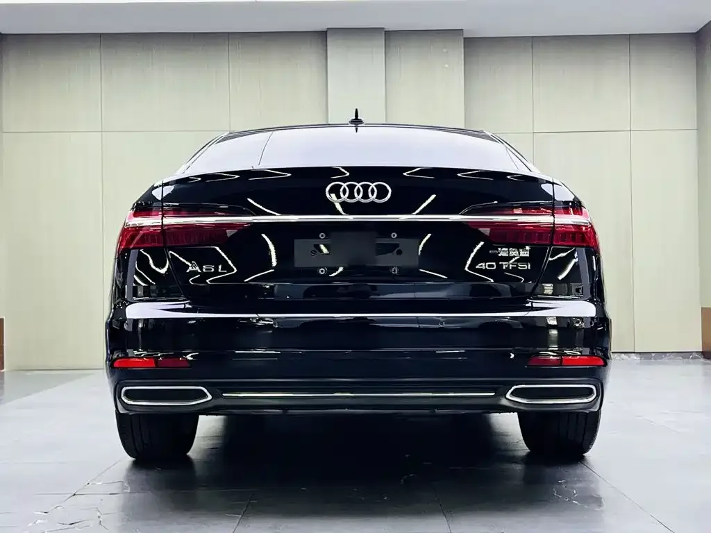 Audi A6L — фото 9