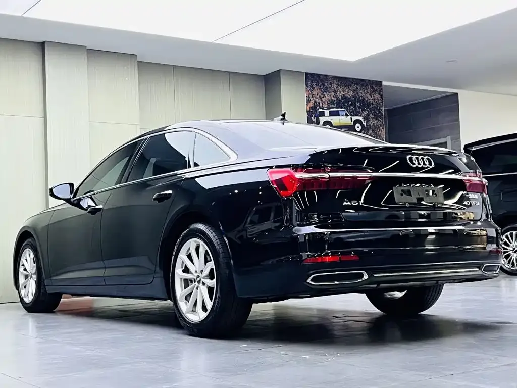 Audi A6L — фото 8
