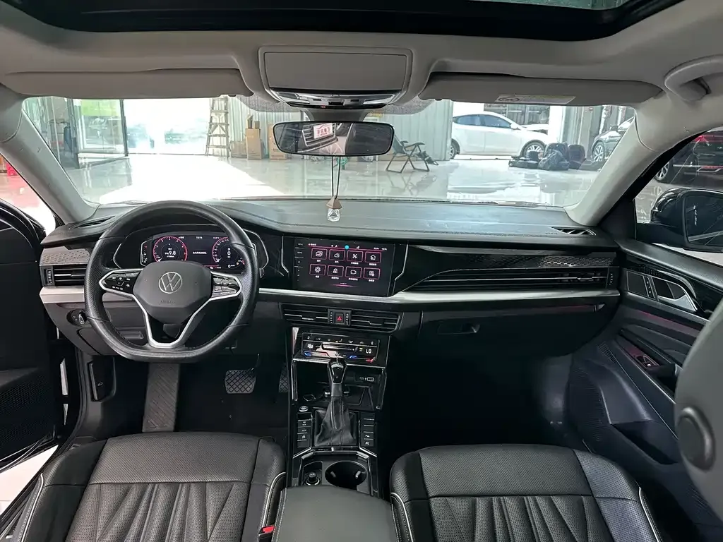 Volkswagen Passat — фото 5