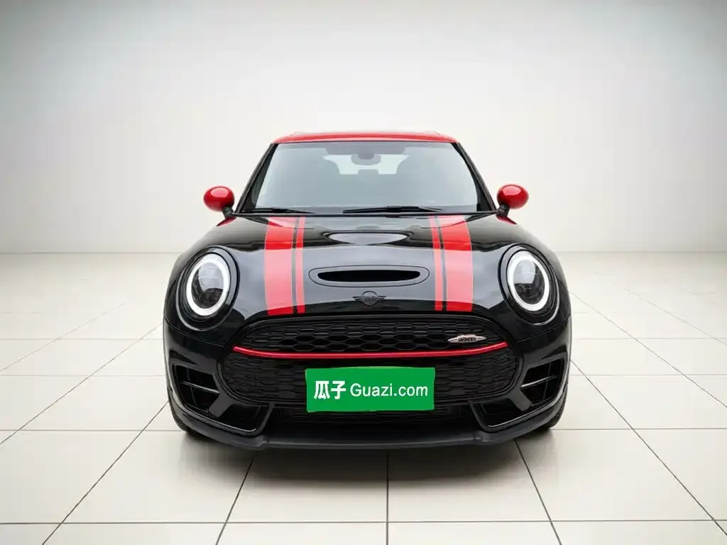 MINI Clubman JCW — фото 2