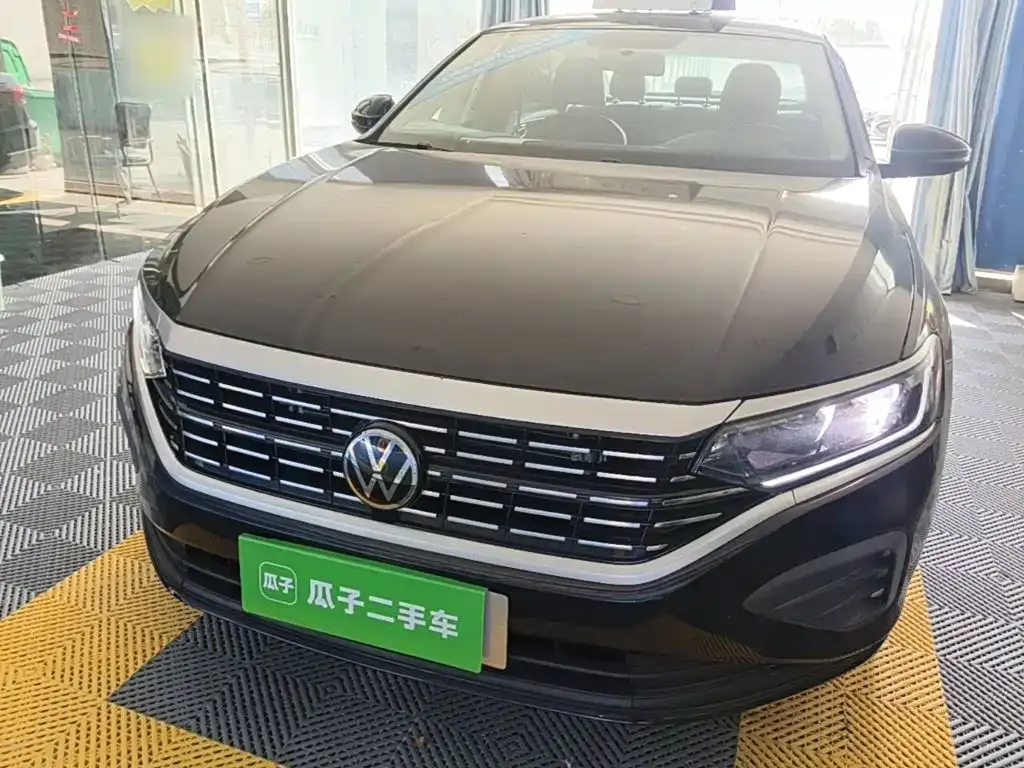 Volkswagen Passat — фото 8