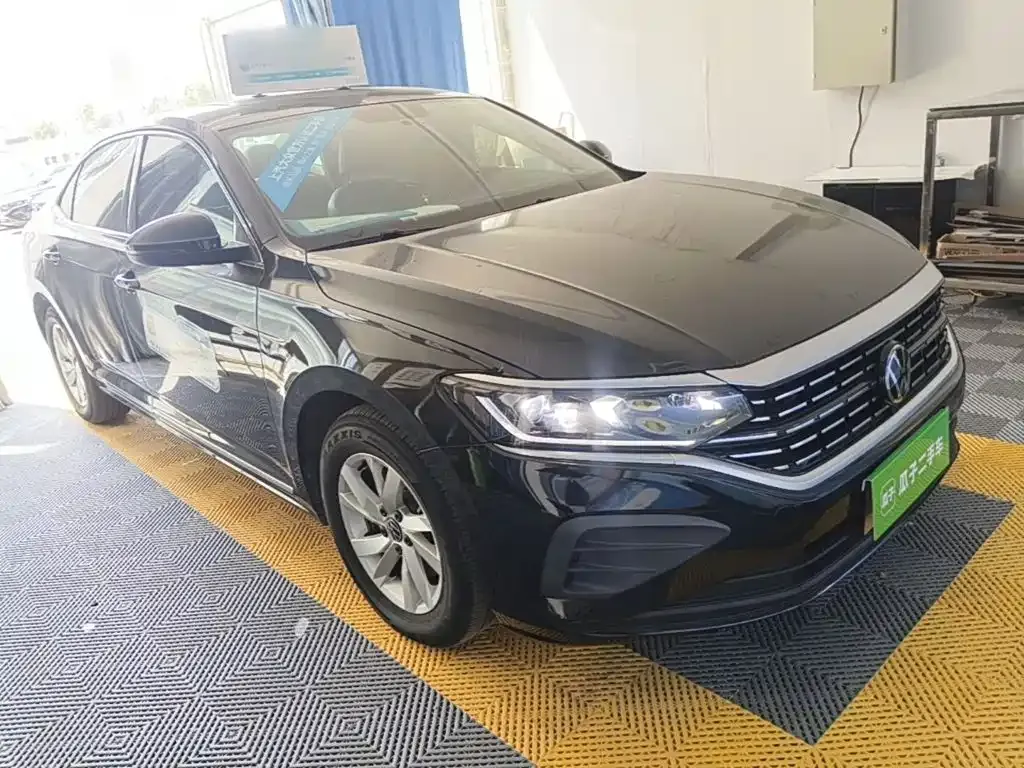 Volkswagen Passat — фото 10