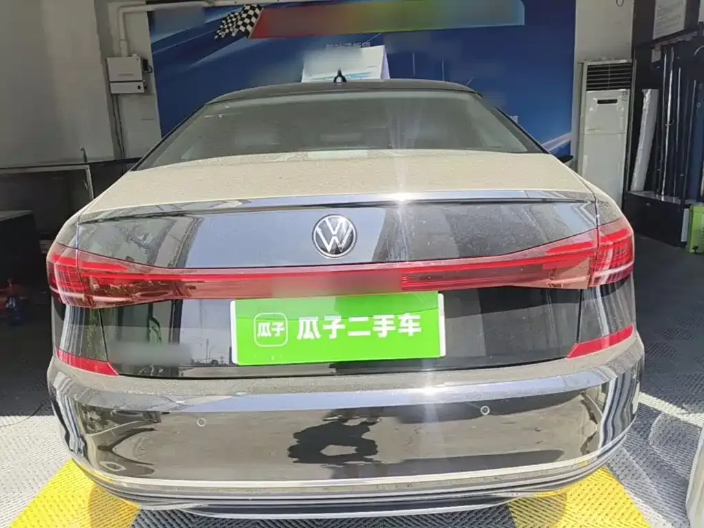 Volkswagen Passat — фото 5