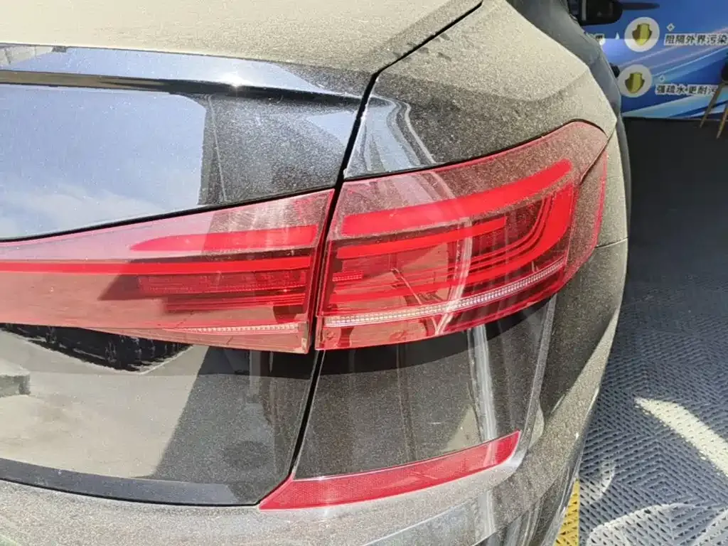 Volkswagen Passat — фото 7