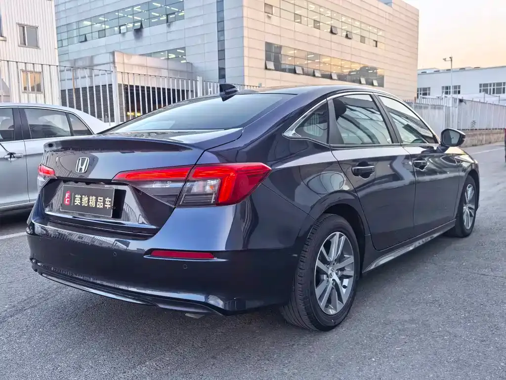 Honda Civic — фото 4