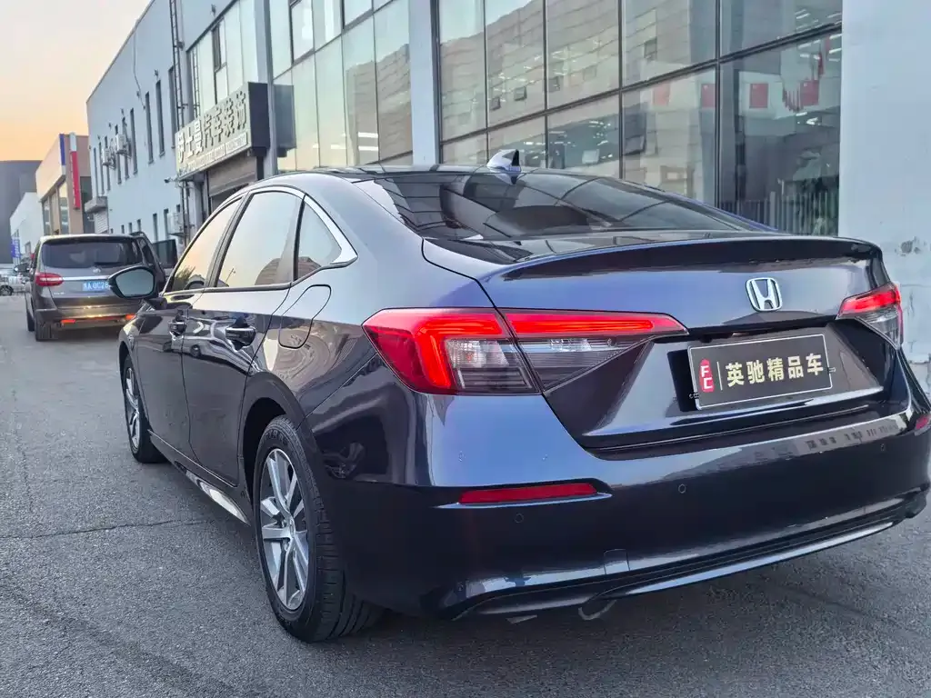 Honda Civic — фото 5
