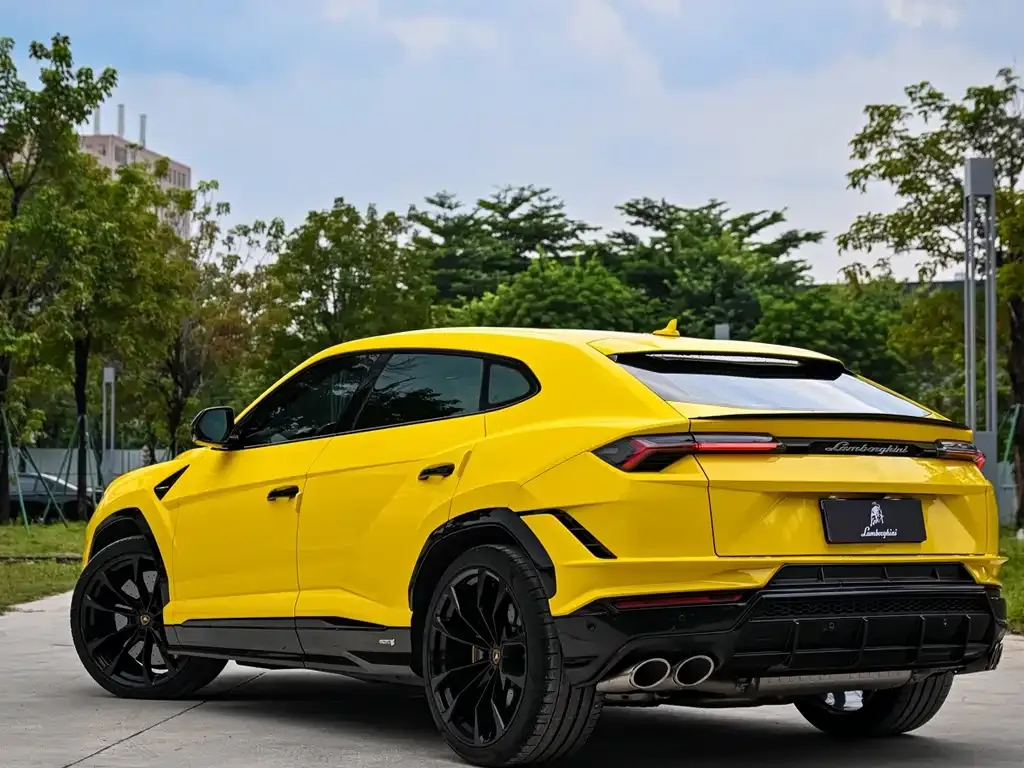 Lamborghini Urus — фото 7