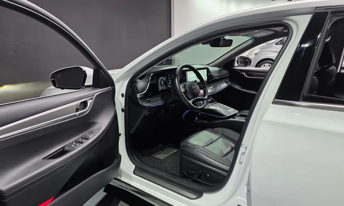 Hyundai Grandeur — фото 8