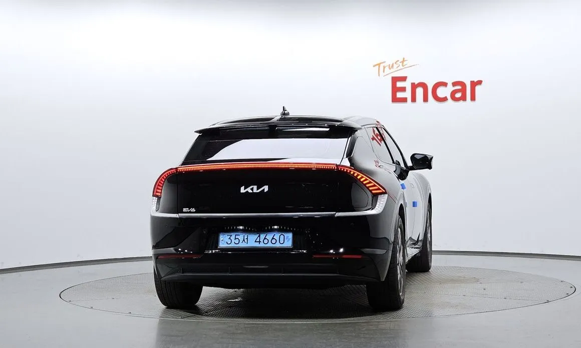 Kia EV6 — фото 6