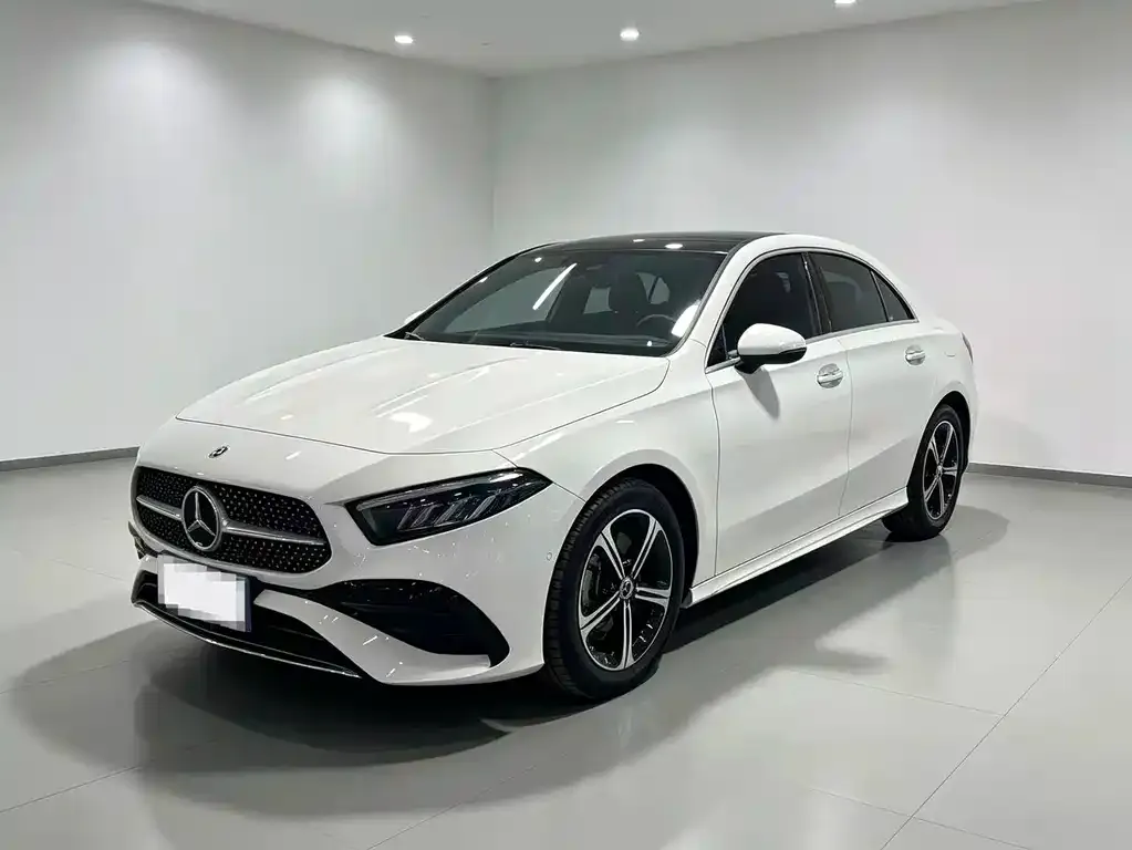 Mercedes-Benz A-Class — фото 1