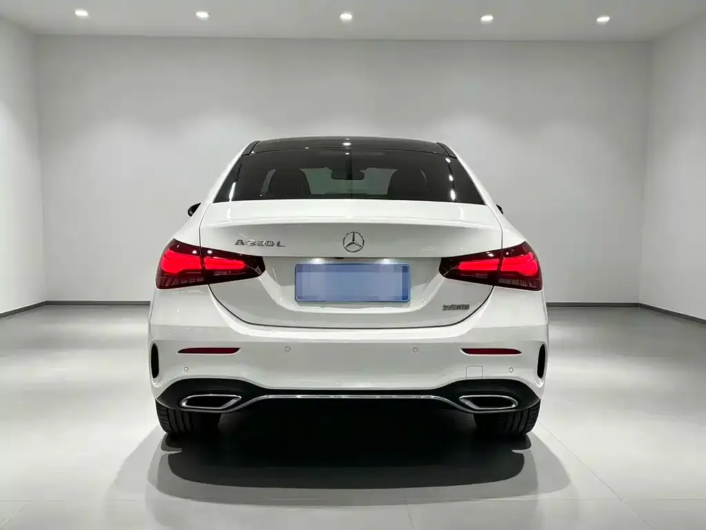 Mercedes-Benz A-Class — фото 8