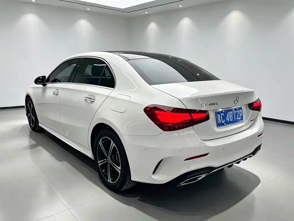 Mercedes-Benz A-Class — фото 9